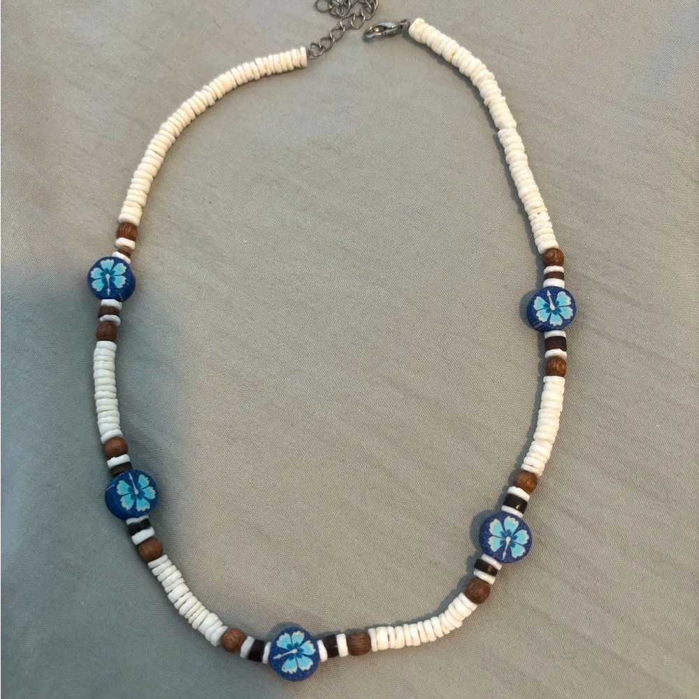 Local European White and Blue Floral Beaded Necklace